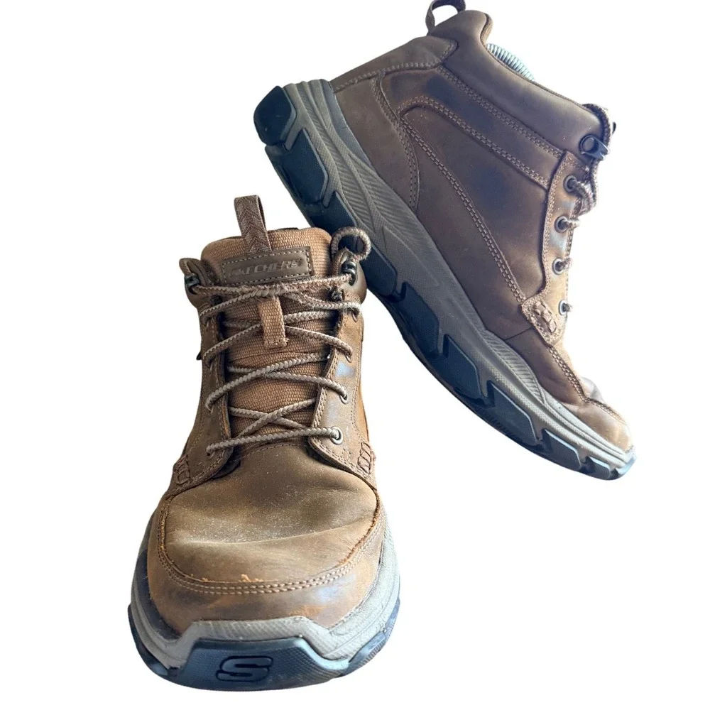 Skechers Hiking Boots Mens 10 Relaxed Fit 204454 Brown Water Repellent EUC